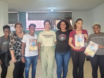 Danielle Marques hosting the first Bridging Gaps workshop in Rio das Pedras favela, Brazil